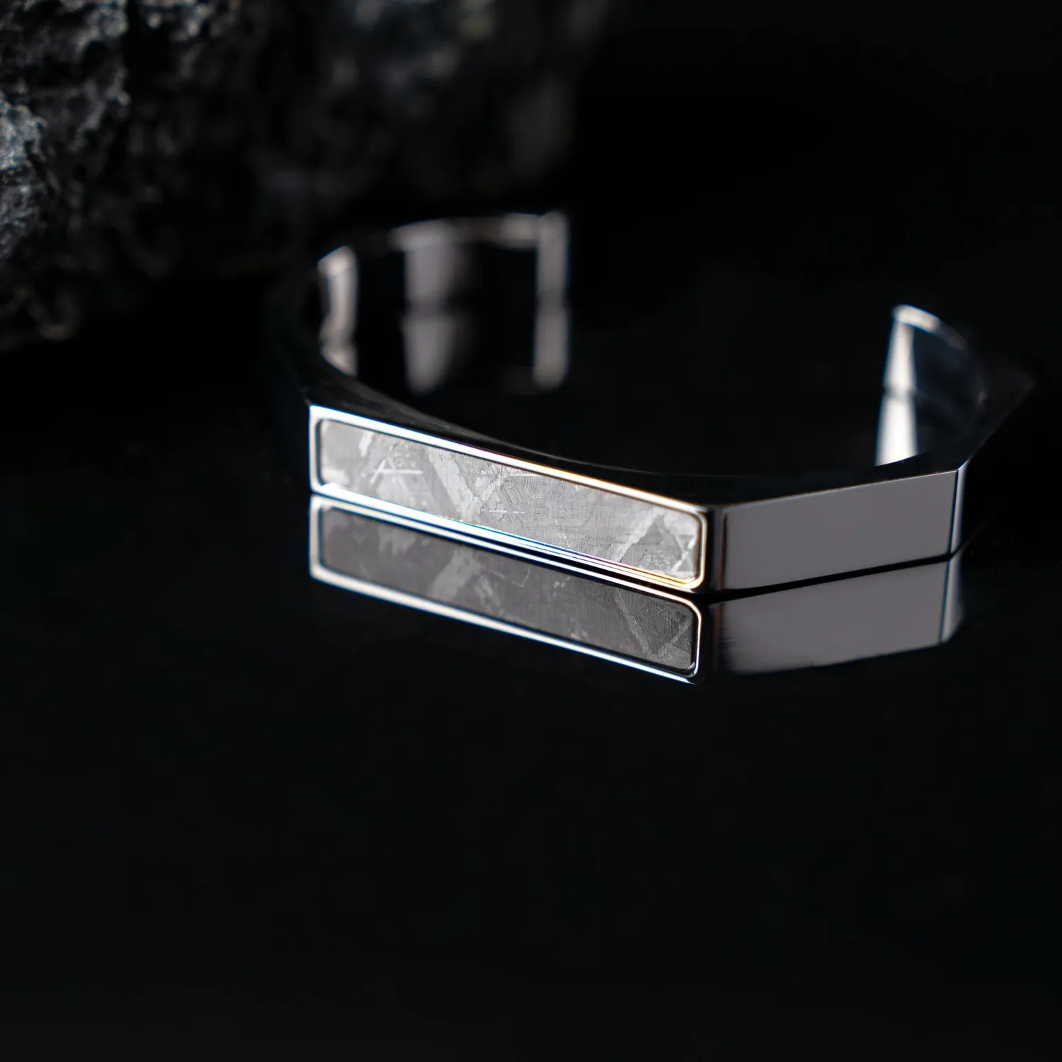Duxot Serenata Matte Silver Meteorite armbånd med meteorittinnlegg