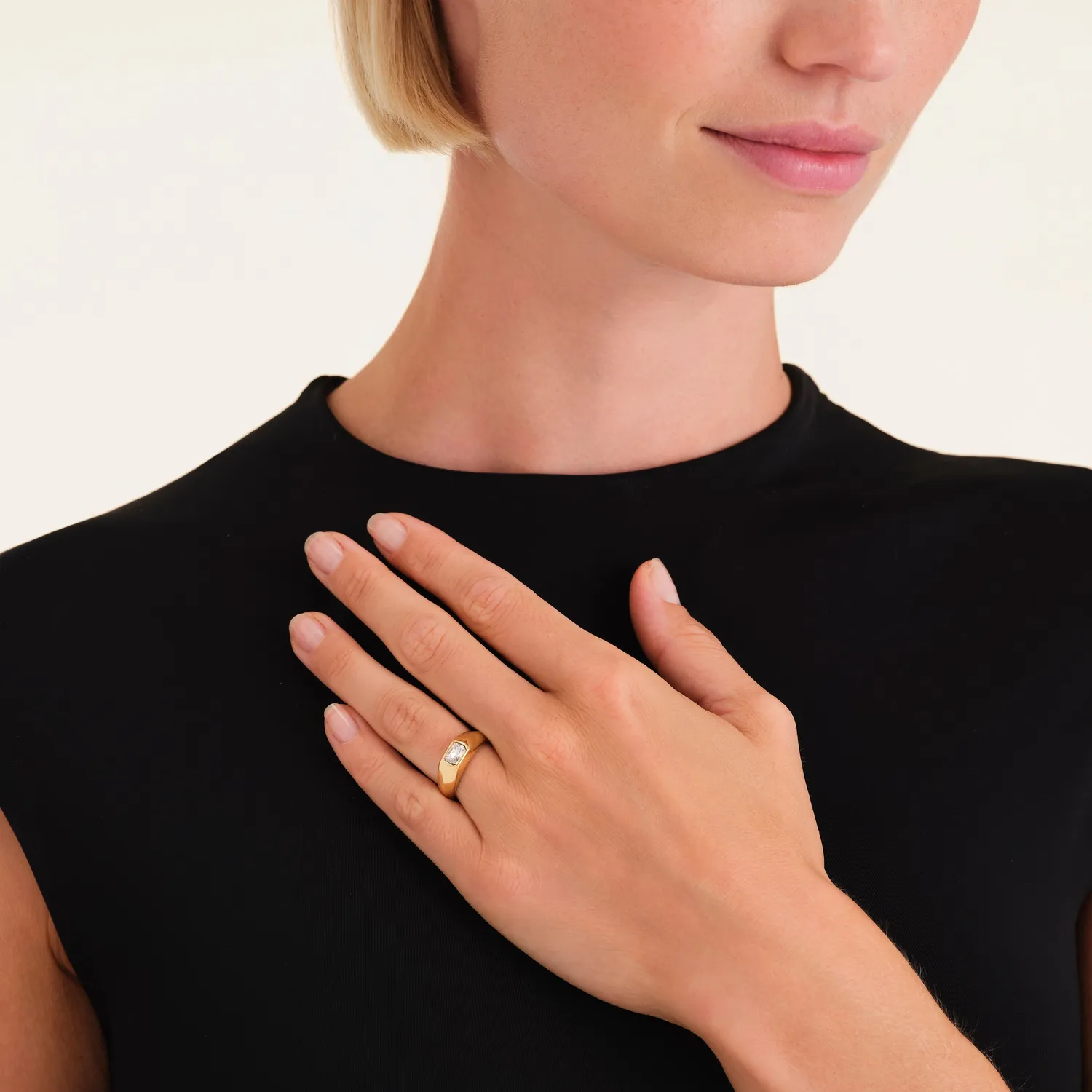 Rosefield Essentials Octagon Zirconia Ring gull stål