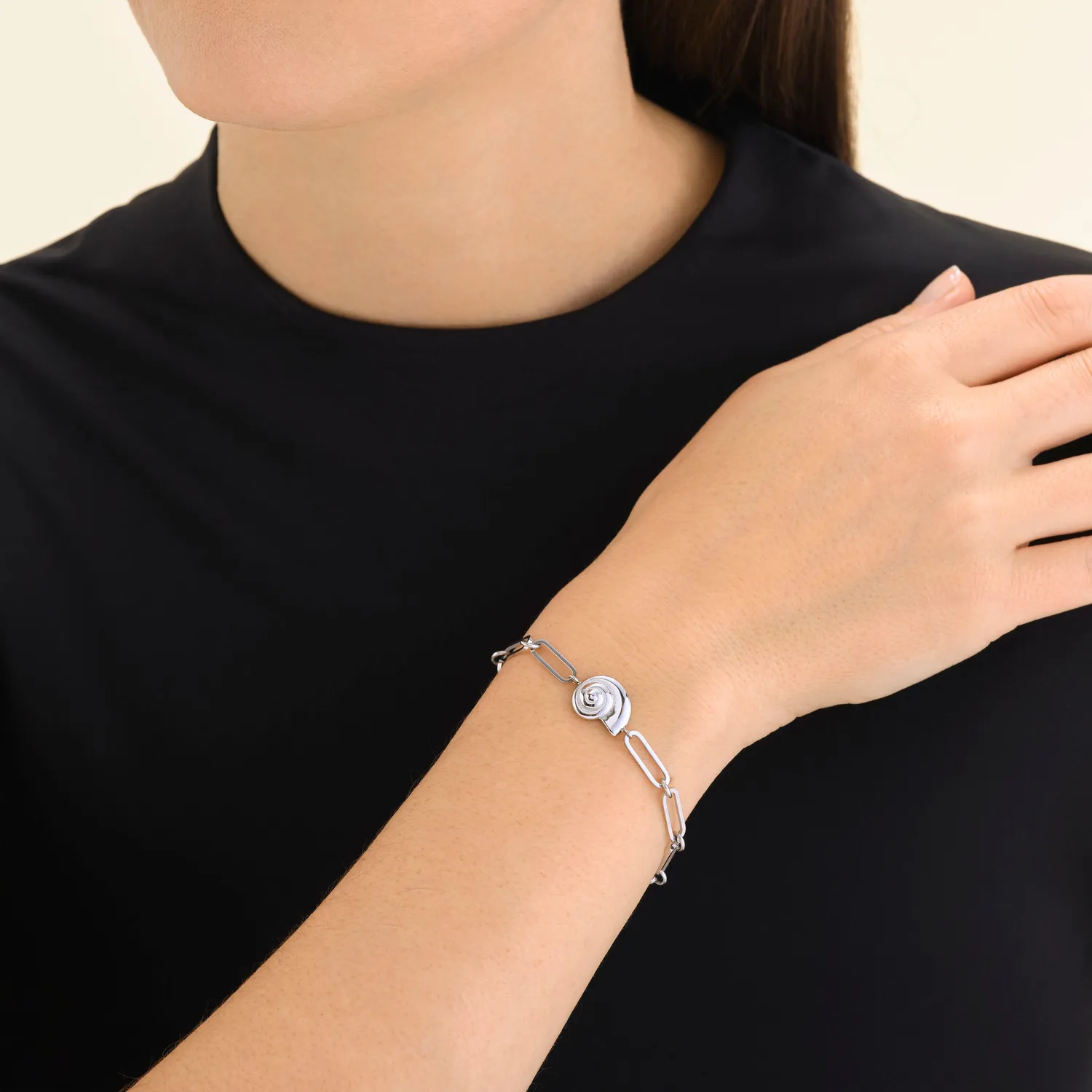 Rosefield Shell armbånd gull 16,5–19,5 cm