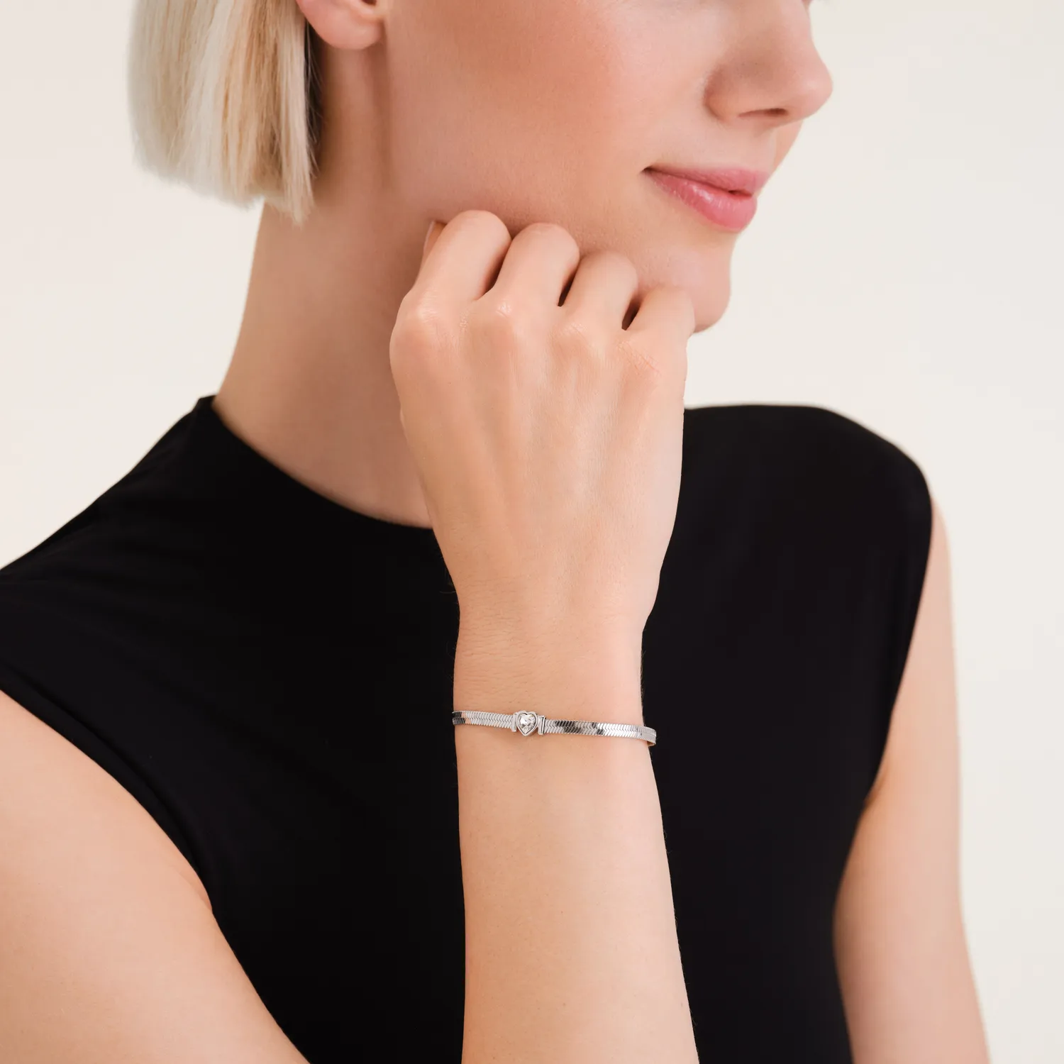 Rosefield Essentials Snake Heart Bracelet Silver armbånd sølv