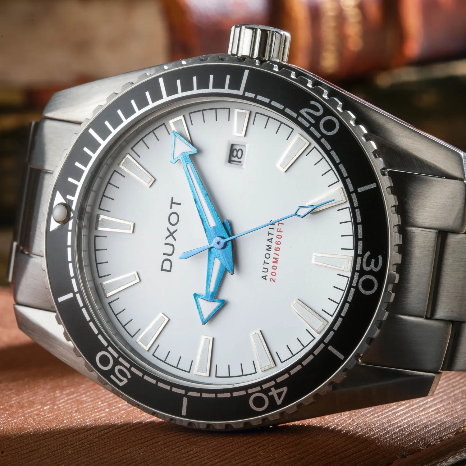 Duxot Tiburon klokke White robust