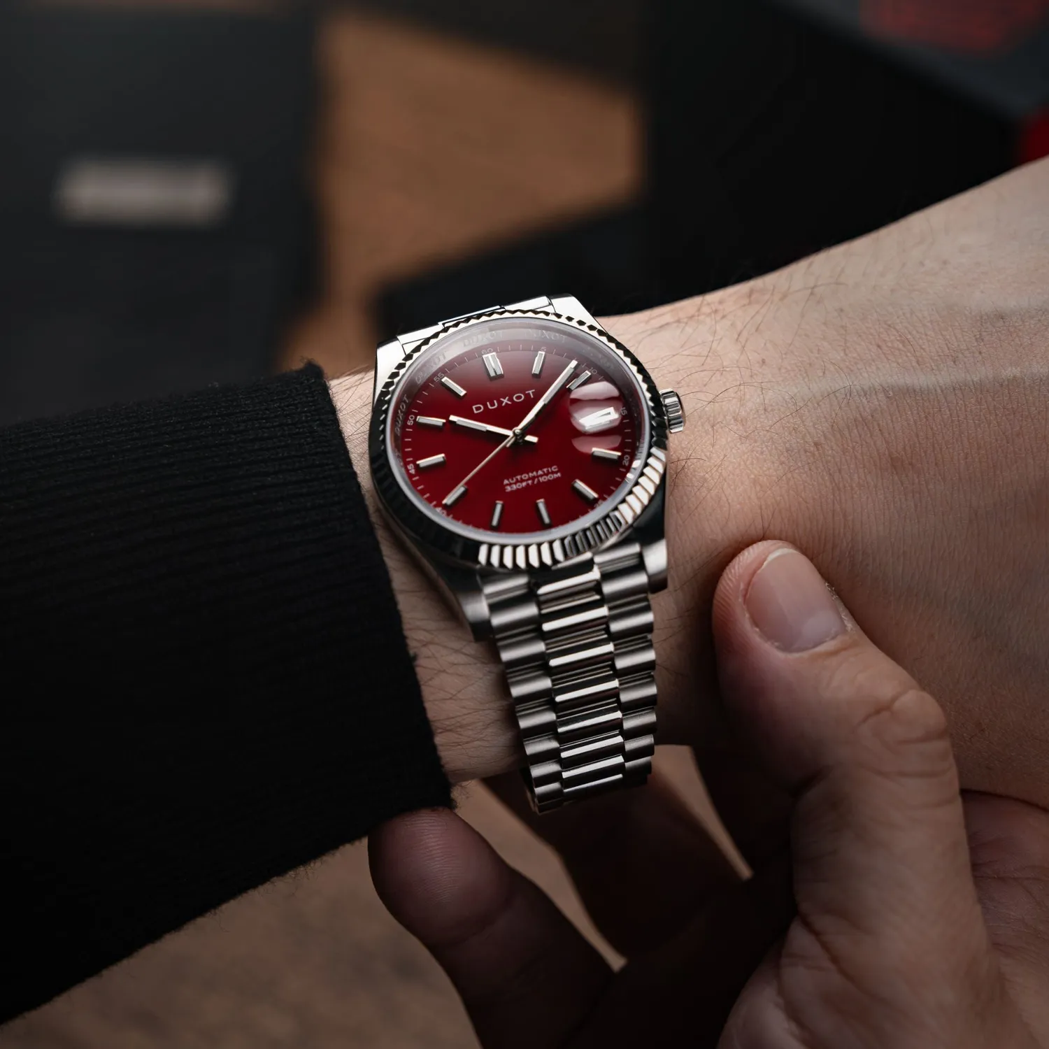 Duxot Marcel Automatic Firebrick Red klokke 10 ATM